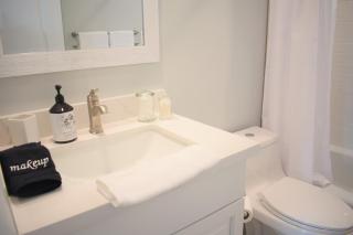Beautiful Modern Home in Jensen Beach with Heated Pool Near Downtown and Beaches - 4