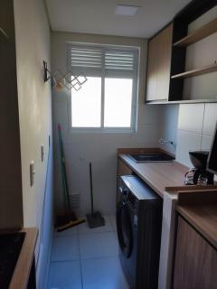 Apartamento bem localizado com Ar Condicionado e Piscina - Florianópolis - 2
