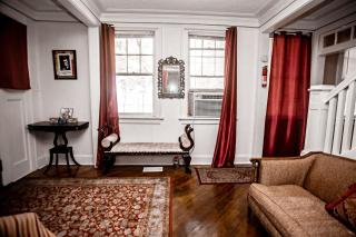 Historic House on the HillDownstairs ONLY - Tuskegee - 1