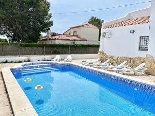 Villa Escaleta Costa dorada piscina salina y privada,barbacoa - Les tres Cales - 0