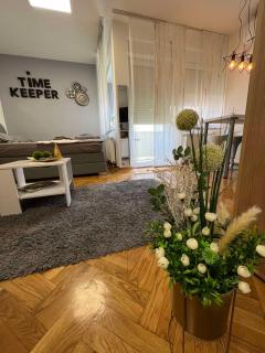 TIME KEEPER - SELF check in - Osijek - 0