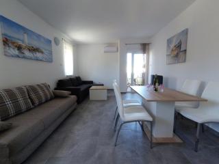 SUMMER HOLIDAY Apartments - Novalja - 1