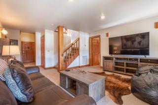 Heaven by the Lake - Truckee - 7