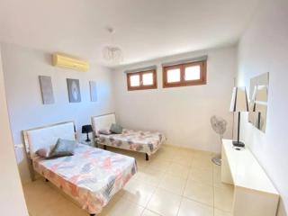 Villa Sea Breeze Ocean View - 2