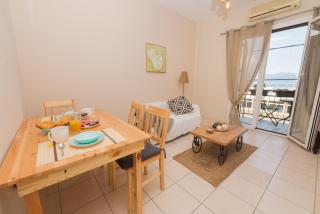 Milia’s Apartment - 8