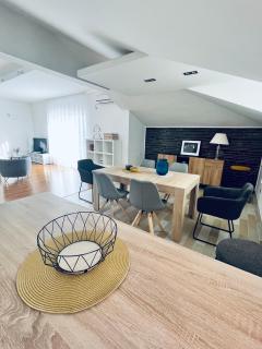SKY - beautiful rooftop apartment with shared pool - 7