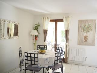 Villa in Sainte-Maxime near La Nartelle Beach - La Nartelle - 6