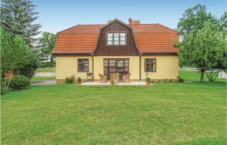 Cozy Home In Kuhlen Wendorf With Sauna - Wendorf - 4