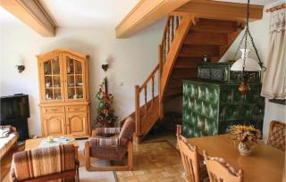 Beautiful Home In Lengenfeld-Plohn - Pechtelsgrün - 4
