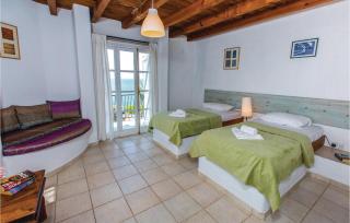 Gorgeous Home In Pomos - Pomos - 1
