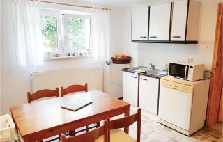 1 Bedroom Awesome Apartment In Bastorf - Bastorf - 3