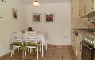 Gorgeous Apartment In Mühlhausen - 5