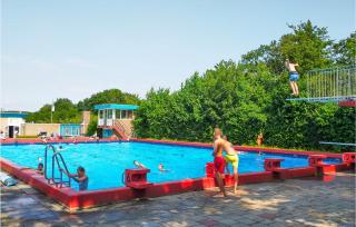 4 Bedroom Cozy Home In Heinkenszand - heinkenszand - 6