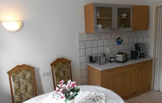 Amazing Apartment In Waren-Müritz - Waren - 1