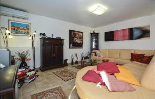 Lovely Home In Izola With Kitchen - 9