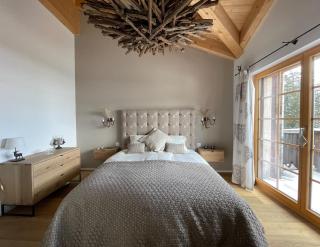 Alpine chic apartment at Rothorn cable car - 3