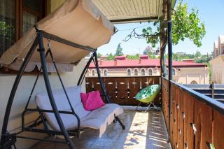 Nino's Guest House - Tbilisi - 9