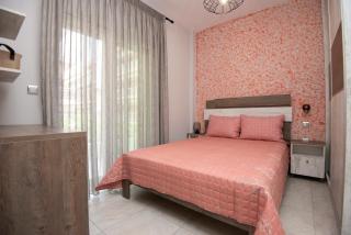 ENIO AXD guest house with private parking - 8