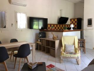 LE Cabanon des hirondelles - Villecroze - 2