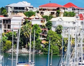 Chambre d'hôtes MAÏ TAÏ 4 personnes Bas du Fort - 9