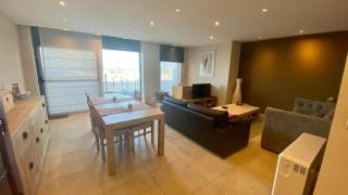 Deluxe Apartment with Shared Pool - 9