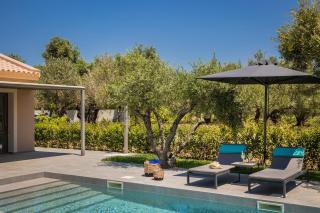 Villa LAOURA - Svoronata - 8