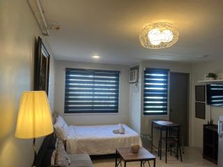 Cozy Boo Staycation near Enchanted kingdom by Dynel - Santa Rosa - 8
