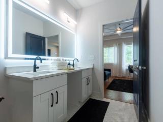 Five75Lux ATL King Bed & Game Room Downtown - Atlanta - 1