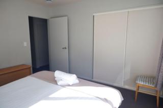 Location Ocean & Mountain Views Close to Park - 1