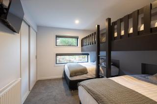 Aroha on Florence by Sothebys Luxury Rental Homes - Queenstown - 9