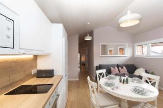 Ático del Prado by BeValle - 2