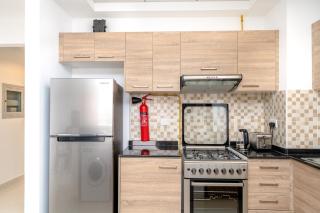ALH Vacay - One Bedroom in Canal Residence West Spanish Sports City - Dubai - 3