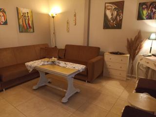 ΠΛΑΤΕΙΑ-PLATIA - 4