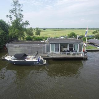 Luxe woonboot unieke locatie Friesland Âlde Feanen - 0