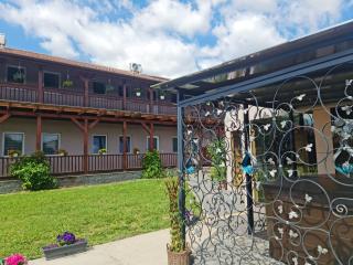 Sweet Life Wellness Apartments - Egerszalók - 1