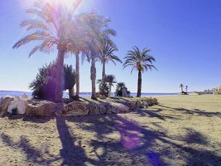 Sunny Coastal 1 Bed Apartment - Vera Coast: 2mins to Beach - 0