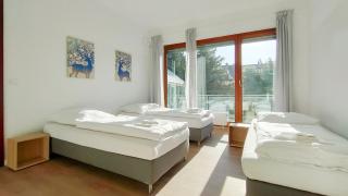 RAJ Living - City Apartments with 2 , 3 and 6 Rooms - 15 Min to Messe DUS and Old Town DUS - Düsseldorf - 0