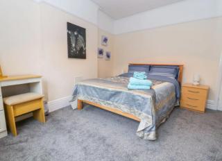 Seabreeze Apartment - Llandrillo-yn-Rhôs - 7