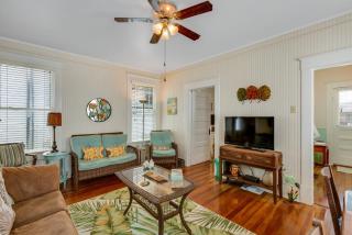 Lazy Days Cottage - Amazing Views and Great Location! home - Galveston - 7