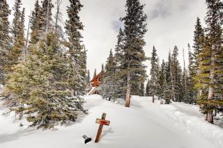 Stay at the Treeline with Fabulous Views! On Top of the World at Ptarmigan Lodge - 6