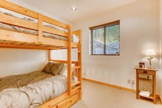 Lovely Home with Great Views and Private Hot Tub - Porcupine Slopes - 1