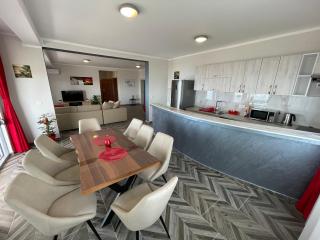 M Apartments - Bar - 4