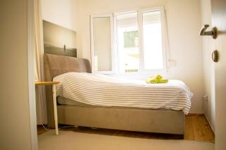 City Center/Navarinou Classical Style Apt-King Bed - 9