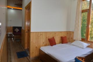 Tulip Flowing River View Hotel. - Shamshi - 6