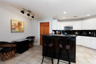Mears House Unit 1A - 3