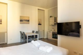 Newly Renovated Loft near Centrale - Milan - 9