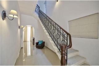 Four Bedroom Typical Maltese Townhouse - One Minute Away From The Seafront - Sliema - 5