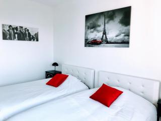 EIFFEL TOWER PENTHOUSE - 3