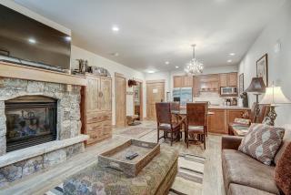 One-Bedroom Apartment - 4