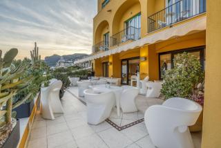 Hotel Albatros Varigotti - Varigotti - 9